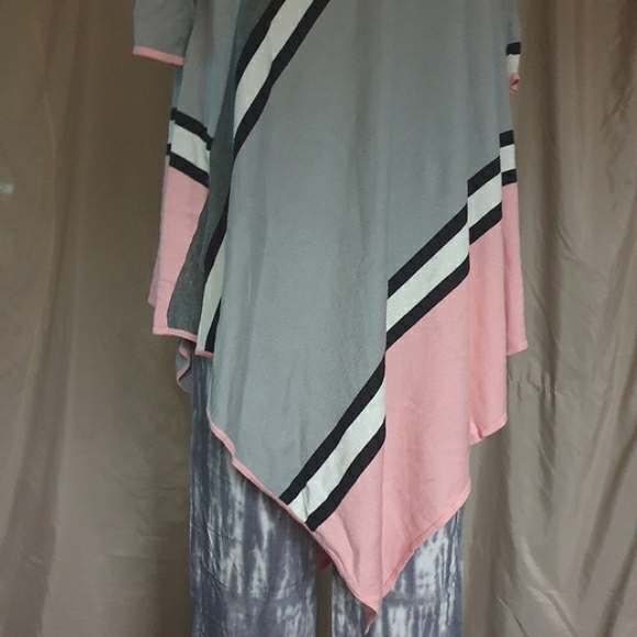 NY Collection Pink & Grey Strip Short Sleeve Asymmetrical Sweater Poncho Sz Md - Picture 7 of 15